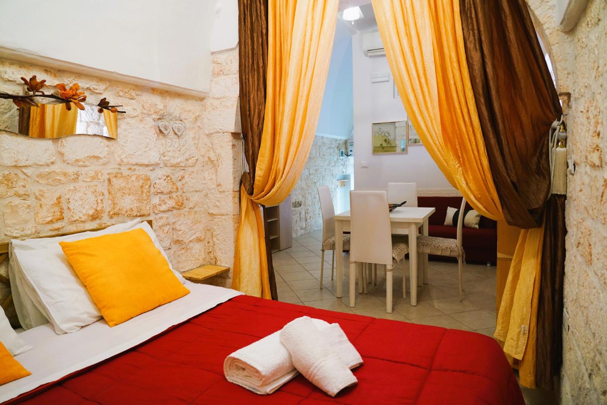 Casa Lythos - Confort Nel Cuore Di Ostuni Exterior foto
