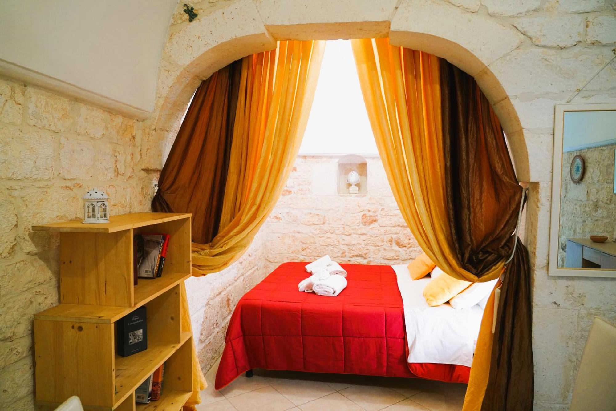 Casa Lythos - Confort Nel Cuore Di Ostuni Exterior foto