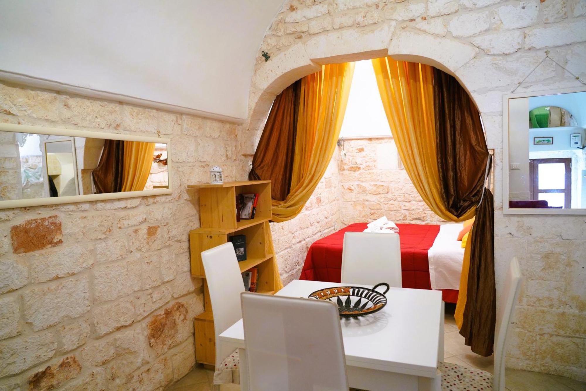 Casa Lythos - Confort Nel Cuore Di Ostuni Exterior foto