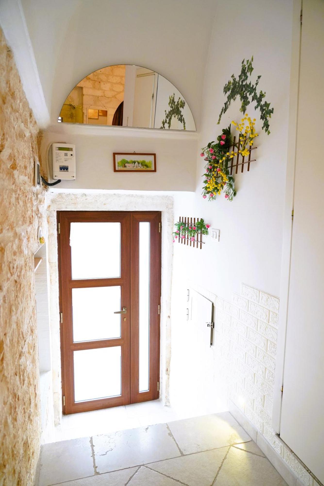 Casa Lythos - Confort Nel Cuore Di Ostuni Exterior foto